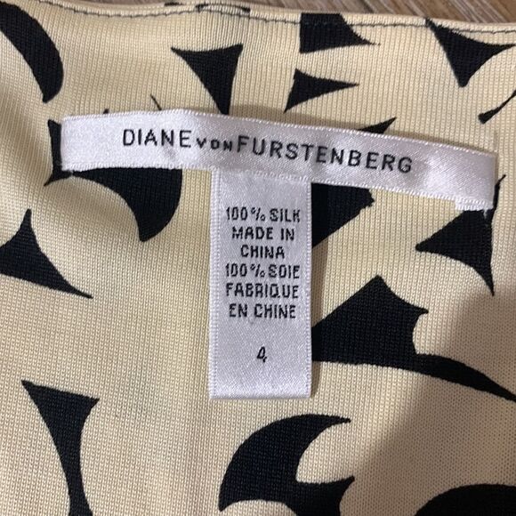 Diane Von Furstenberg Silk Laetitia Printed Fit & Flare Dress - Picture 6 of 7